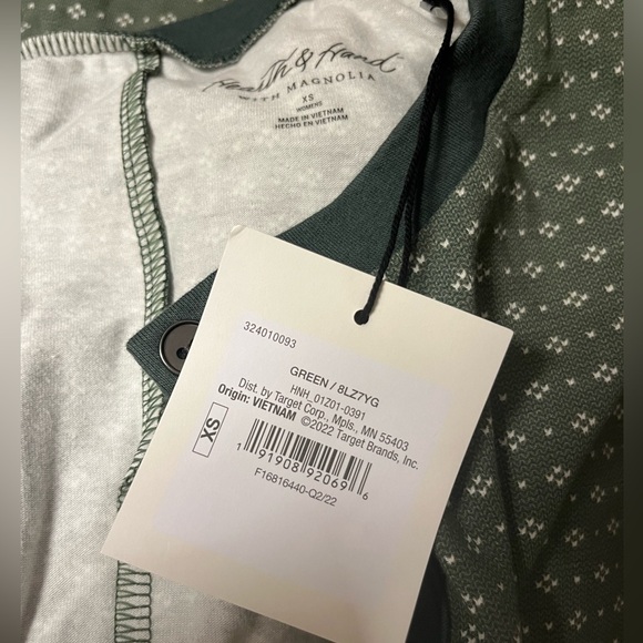 Hearth and Hand by Magnolia green Christmas women onesie XS NWT - Picture 2 of 4